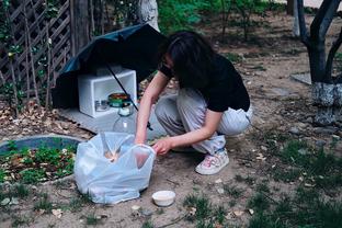 遭剪刀脚侵犯❗罗马诺：罗德里膝盖受伤，目前已离开球场